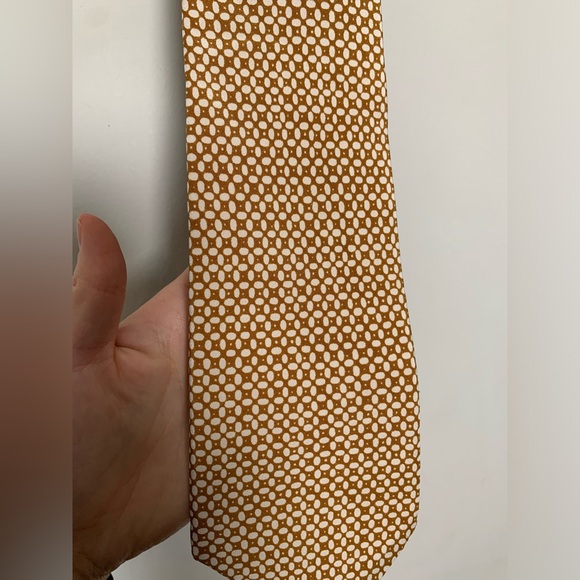 Men’s Fendi Cravatte Tan/White Made in Italy Geometric Print Silk Tie - Picture 2 of 6